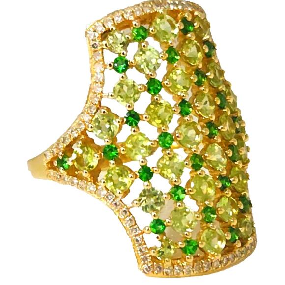 Beautiful 14k Yellow Gold Natural Peridot And Savorite Diamond Ring size 6.5 - Picture 1 of 7